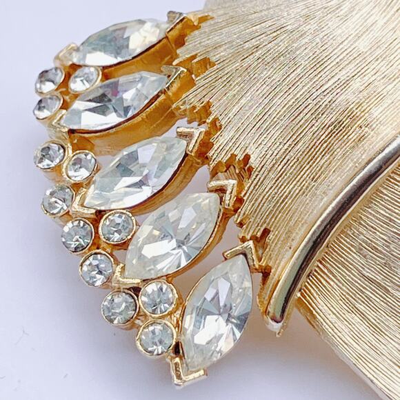 VTG Signed JJ Brooch 1960s Marquise Rhinestone Mid Century Gold Tone Pin - Picture 12 of 12